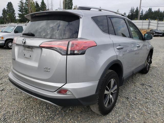 Photo 4 from auction – 2017 TOYOTA RAV4 XLE with VIN 2T3RFREV4HW681687