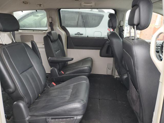 Photo 6 from auction – 2010 CHRYSLER TOWN & COU with VIN 2A4RR8D14AR320440