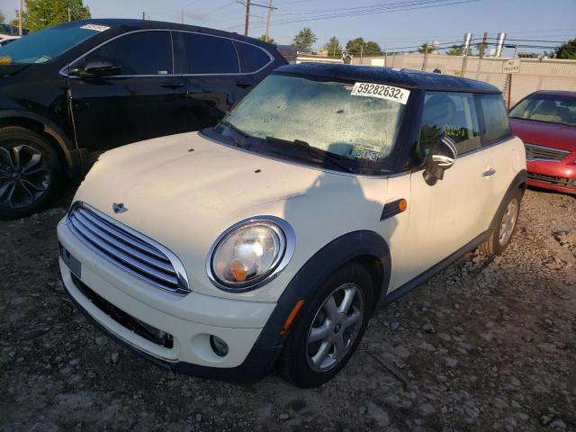 Photo 2 from auction – 2009 MINI COOPER with VIN WMWMF33589TW76133