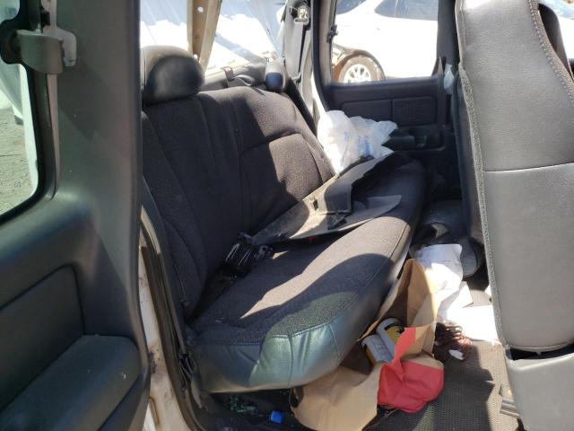 Photo 6 from auction – 2002 CHEVROLET SILVERADO with VIN 1GCEC19VX2E127085