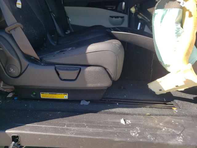 Photo 6 from auction – 2022 KIA CARNIVAL E with VIN KNDNC5H3XN6126296