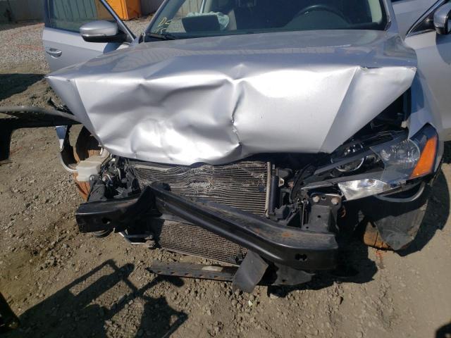 Photo 7 from auction – 2013 VOLKSWAGEN PASSAT SE with VIN 1VWBP7A30DC003181