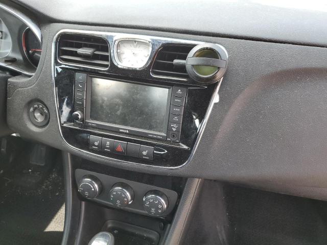 Photo 9 from auction – 2014 CHRYSLER 200 LIMITE with VIN 1C3CCBCG2EN172490