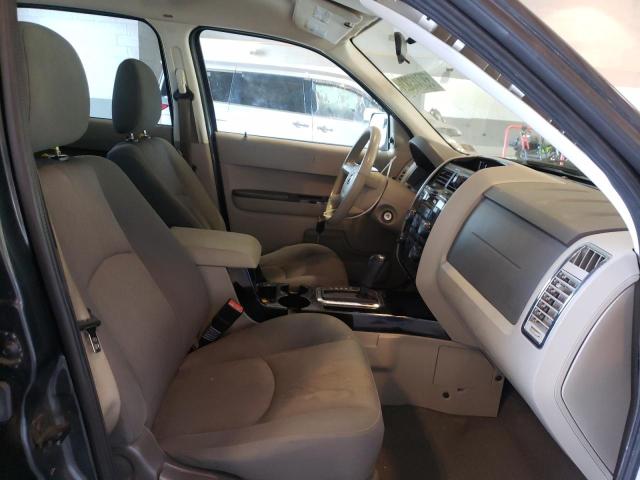 Photo 5 from auction – 2008 MAZDA TRIBUTE I with VIN 4F2CZ92Z48KM17527