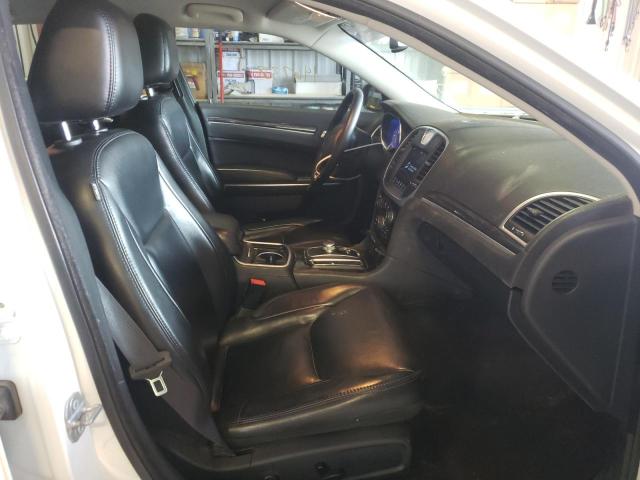 Photo 5 from auction – 2017 CHRYSLER 300 LIMITE with VIN 2C3CCARG8HH648630