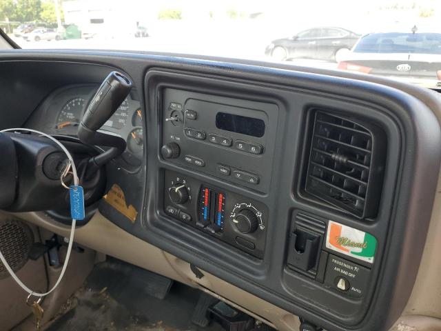 Photo 9 from auction – 2004 CHEVROLET SILVERADO with VIN 1GCEC14X34Z183096
