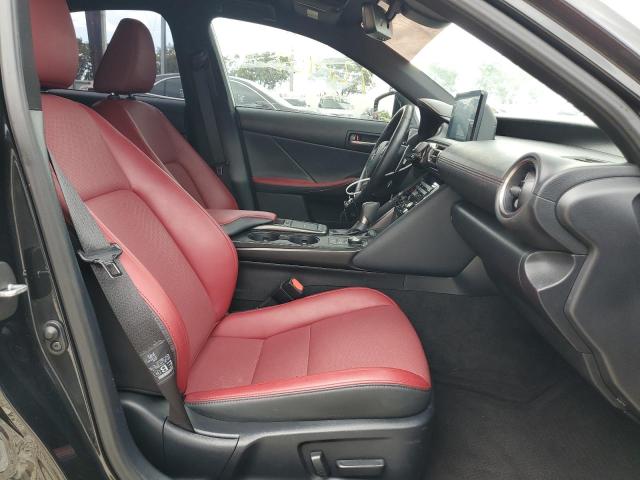 Photo 5 from auction – 2021 LEXUS IS 300 with VIN JTHAA1D22M5111076