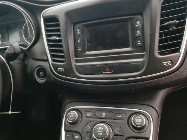 Photo 9 from auction – 2015 CHRYSLER 200 LIMITE with VIN 1C3CCCABXFN568259