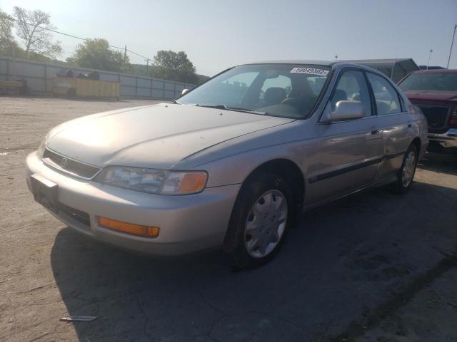 Photo 2 from auction – 1996 HONDA ACCORD LX with VIN 1HGCD5632TA043156