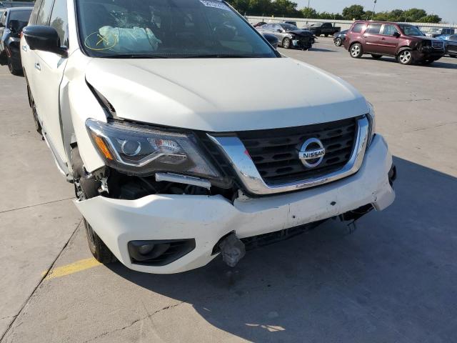 Photo 9 from auction – 2017 NISSAN PATHFINDER with VIN 5N1DR2MN7HC677268