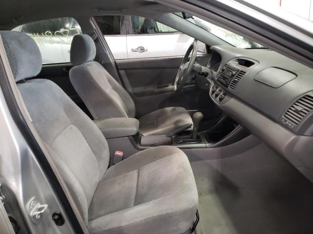 Photo 5 from auction – 2004 TOYOTA CAMRY LE with VIN 4T1BE32K24U857571