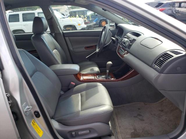 Photo 5 from auction – 2003 TOYOTA CAMRY LE with VIN 4T1BE30K93U252836