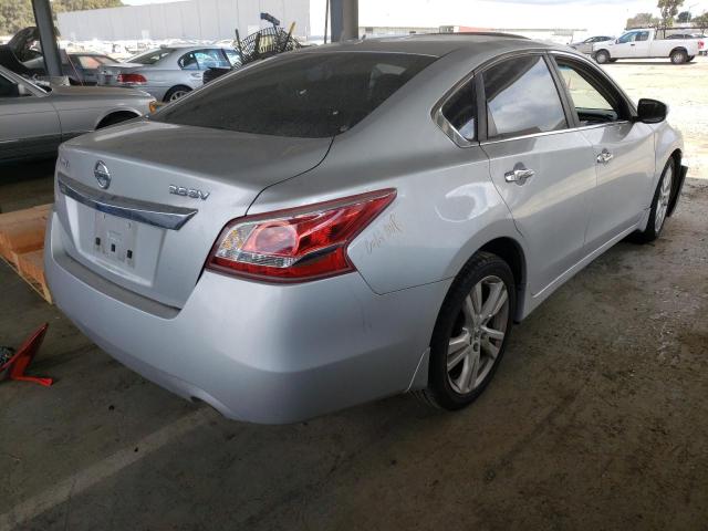 Фото 4 с аукциона – 2013 NISSAN ALTIMA 3.5 с VIN 1N4BL3AP1DC184730