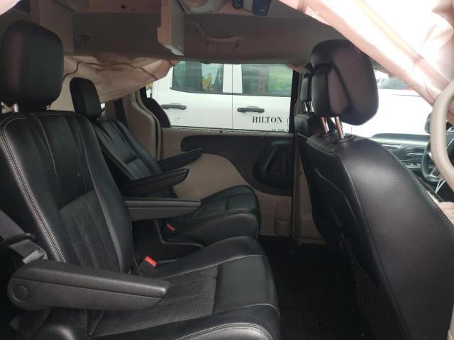 Photo 6 from auction – 2015 CHRYSLER TOWN & COU with VIN 2C4RC1CG9FR514246