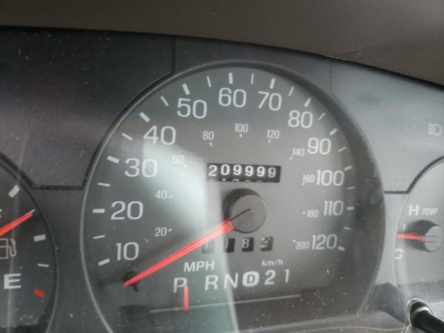 Photo 8 from auction – 2003 MERCURY GRAND MARQ with VIN 2MEFM74W43X695626