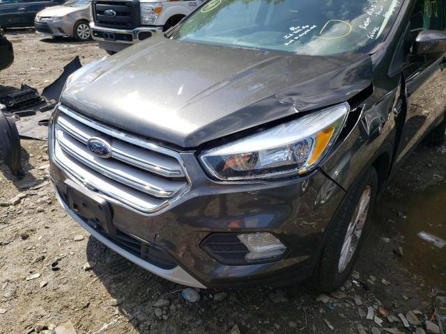 Photo 9 from auction – 2018 FORD ESCAPE SE with VIN 1FMCU9GD4JUD01911