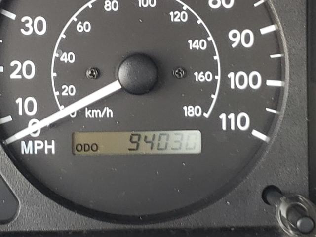 Photo 8 from auction – 2002 TOYOTA COROLLA CE with VIN 1NXBR12E32Z565119