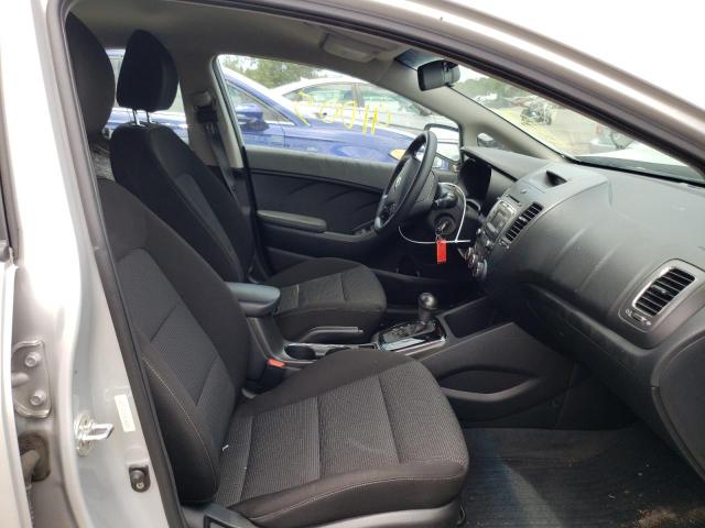 Photo 5 from auction – 2018 KIA FORTE LX with VIN 3KPFK4A74JE168370
