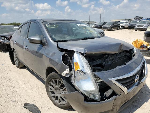 NISSAN VERSA S 2017 مع رقم تعريف المركبة 3N1CN7AP1HL866861 - صورة من المزاد
