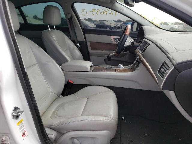 Photo 5 from auction – 2013 JAGUAR XF with VIN SAJWA0ES2DPS63736