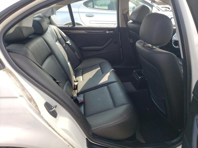 Photo 6 from auction – 2005 BMW 325 I with VIN WBAEV33435KX11272