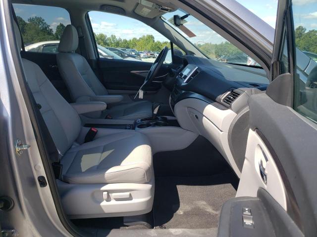 Photo 5 from auction – 2019 HONDA RIDGELINE with VIN 5FPYK2F56KB000981
