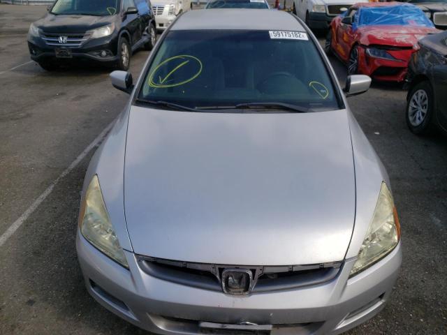 Photo 9 from auction – 2007 HONDA ACCORD SE with VIN JHMCM563X7C005553