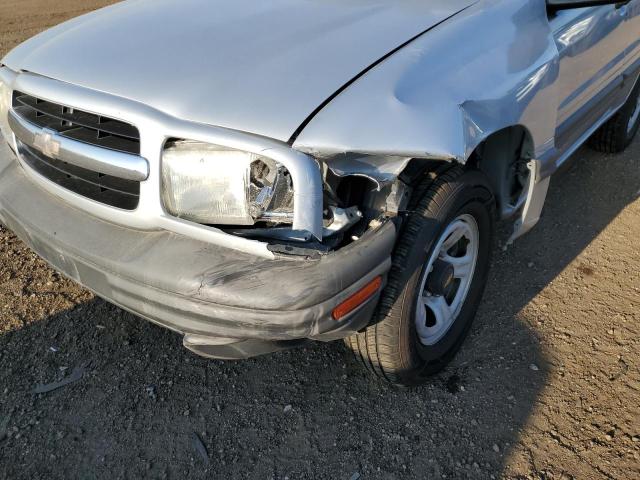 Photo 9 from auction – 2000 CHEVROLET TRACKER with VIN 2CNBJ13C6Y6944594