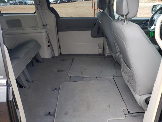 Photo 6 from auction – 2010 CHRYSLER TOWN & COU with VIN 2A4RR2D16AR386114