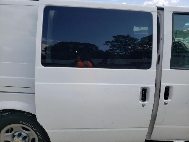 Photo 9 from auction – 2005 CHEVROLET ASTRO with VIN 1GCDM19X55B116804