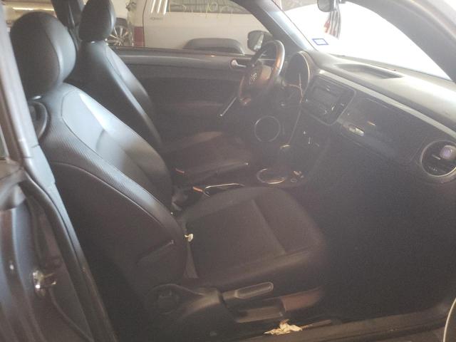 Photo 5 from auction – 2012 VOLKSWAGEN BEETLE with VIN 3VWJP7AT4CM641085