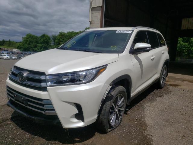 Photo 2 from auction – 2019 TOYOTA HIGHLANDER with VIN 5TDJZRFH7KS615818