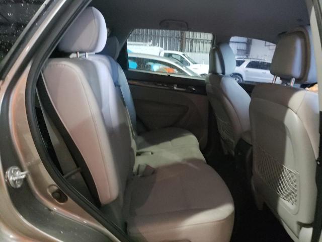Photo 6 from auction – 2014 KIA SORENTO LX with VIN 5XYKT3A69EG488709