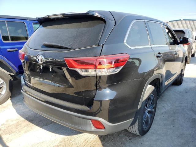Photo 4 from auction – 2019 TOYOTA HIGHLANDER with VIN 5TDZZRFH0KS307442