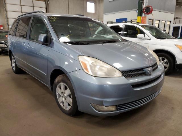 TOYOTA SIENNA XLE 2004 with VIN 5TDZA22CX4S004020 - Photo from auction