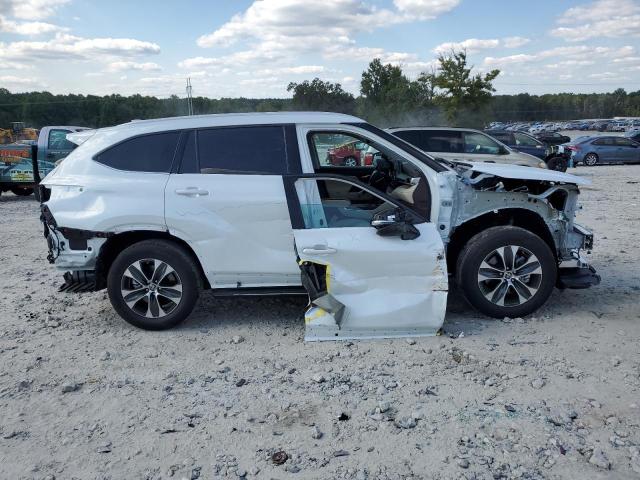 Photo 9 from auction – 2022 TOYOTA HIGHLANDER with VIN 5TDGZRAH1NS125090