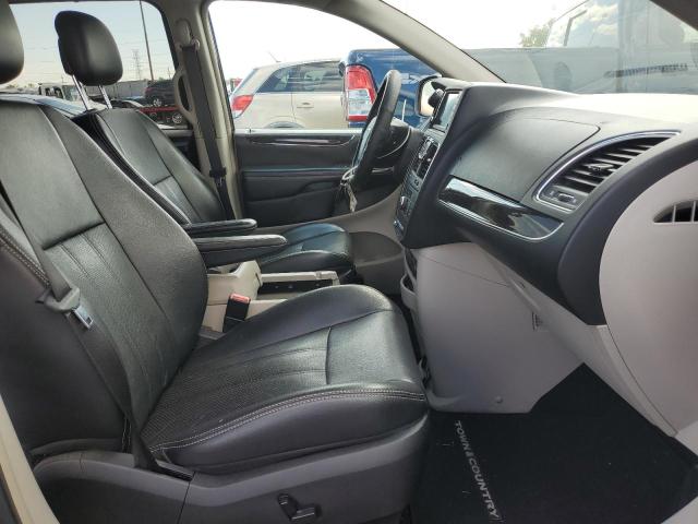 Photo 5 from auction – 2011 CHRYSLER TOWN & COU with VIN 2A4RR8DG1BR634990