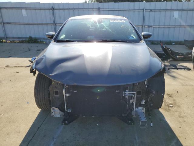 Photo 9 from auction – 2015 CHRYSLER 200 LIMITE with VIN 1C3CCCAB3FN561198