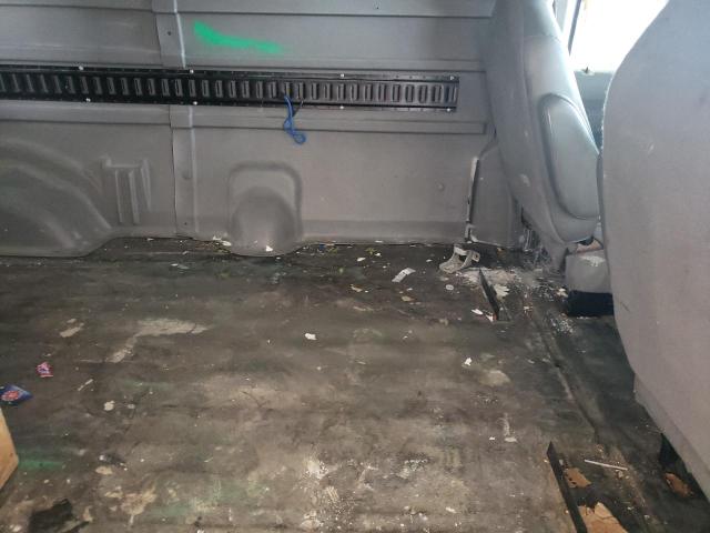 Photo 6 from auction – 2010 FORD ECONOLINE with VIN 1FTNE1EW2ADA98999