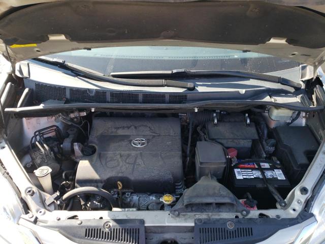 Photo 7 from auction – 2015 TOYOTA SIENNA LE with VIN 5TDKK3DC1FS664760
