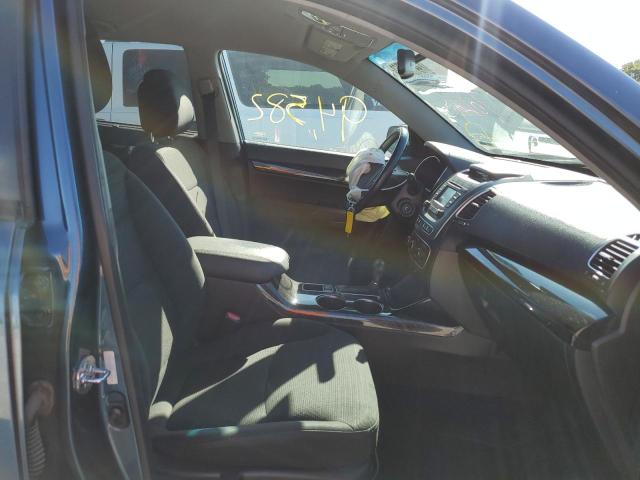 Photo 5 from auction – 2014 KIA SORENTO LX with VIN 5XYKTDA73EG444994