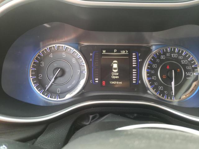 Photo 8 from auction – 2015 CHRYSLER 200 LIMITE with VIN 1C3CCCAB7FN531301