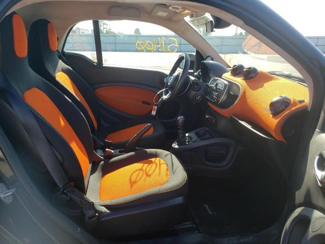 Photo 5 from auction – 2016 SMART FORTWO with VIN WMEFJ5DA1GK048193