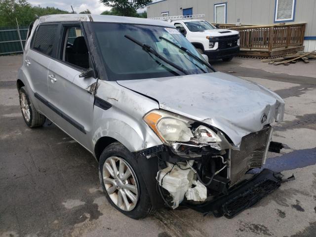 KIA SOUL + 2013 with VIN KNDJT2A64D7514053 - Photo from auction