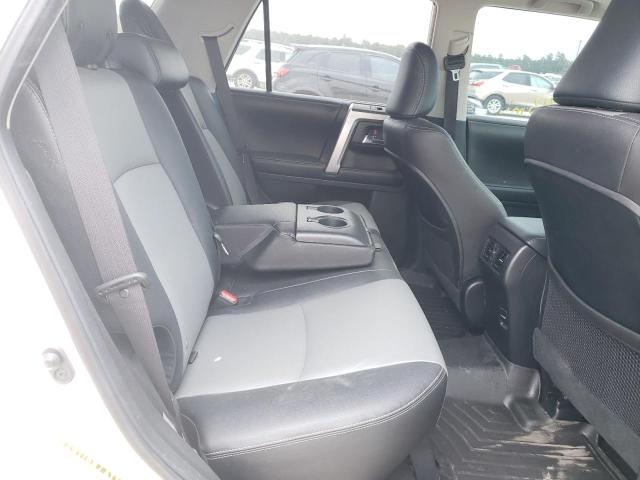 Photo 6 from auction – 2014 TOYOTA 4RUNNER SR with VIN JTEZU5JR0E5068990