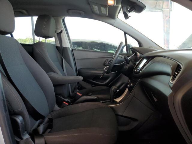 Photo 5 from auction – 2017 CHEVROLET TRAX LS with VIN KL7CJKSB6HB115431