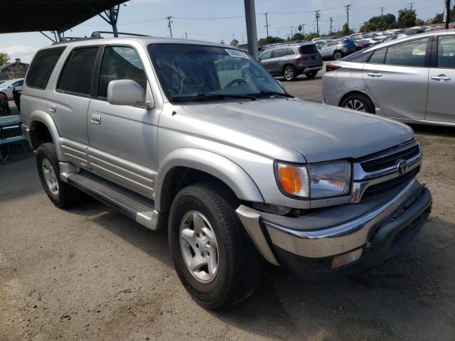 TOYOTA 4RUNNER SR 2002 with VIN JT3GN86RX20243990 - Photo from auction