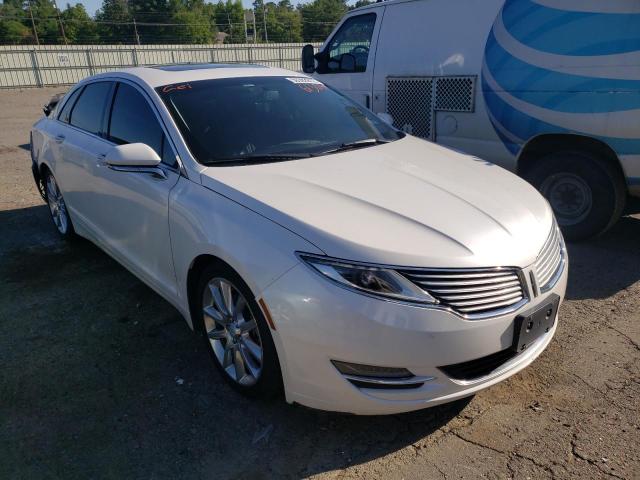 LINCOLN MKZ 2016 with VIN 3LN6L2G98GR613068 - Photo from auction