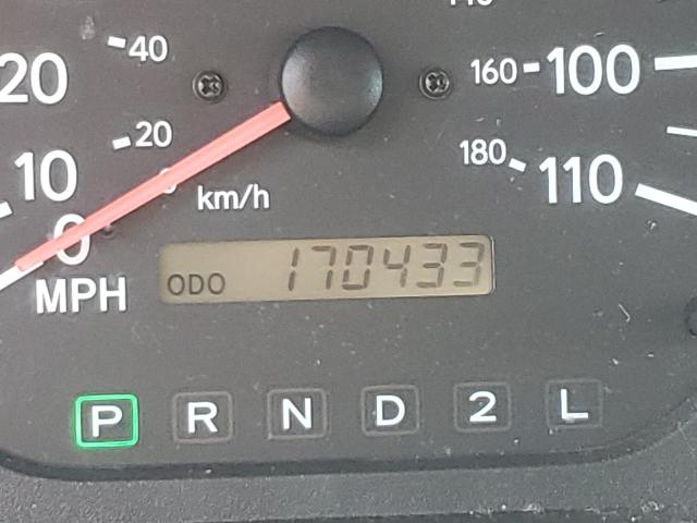 Photo 8 from auction – 2000 TOYOTA SIENNA CE with VIN 4T3ZF19C8YU243331