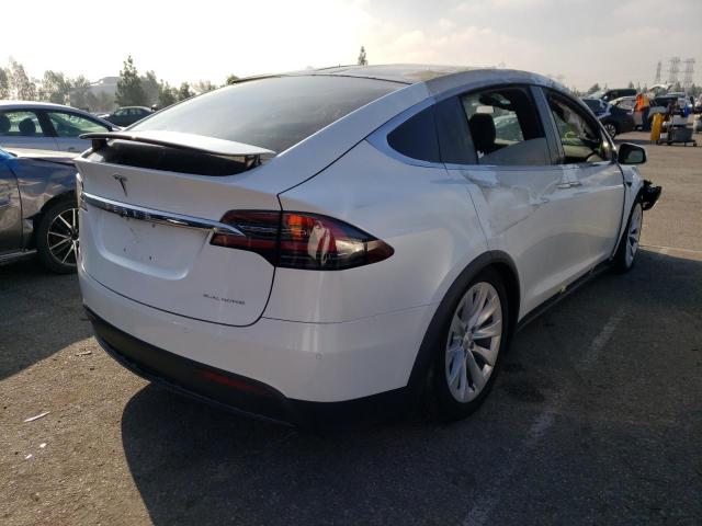 Photo 4 from auction – 2020 TESLA MODEL X with VIN 5YJXCDE26LF238089